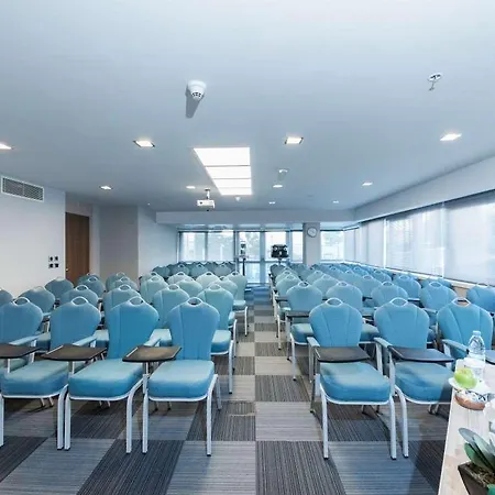 Отель Radisson Blu 4*