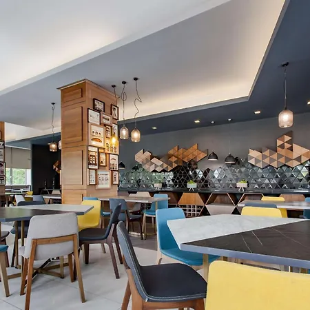 ラディソン ブルー