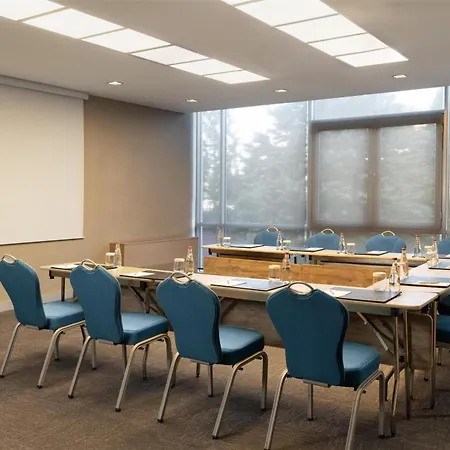 Ξενοδοχείο Radisson Blu 4*