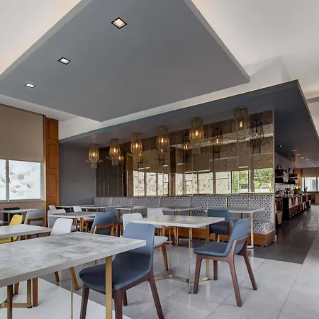 Radisson Blu Hotel 4*