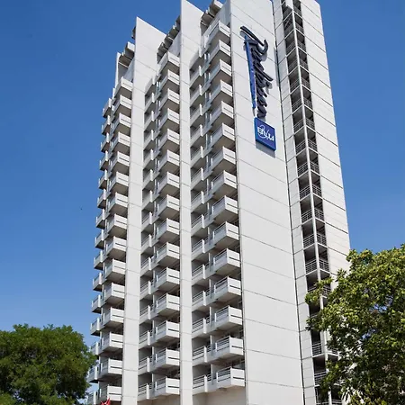 Radisson Blu Hotel 4*