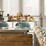 ラディソン ブルー 4*